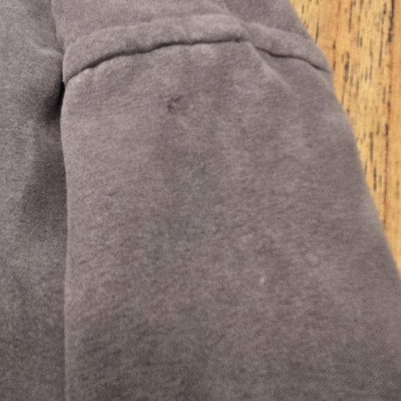 Van Heusen Button Down Mens Medium 15-15 1/2 Gray Long Sleeve Soft Suede - Picture 8 of 10